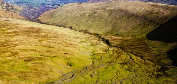 brecon-beacons-mike-erskine-unsplash